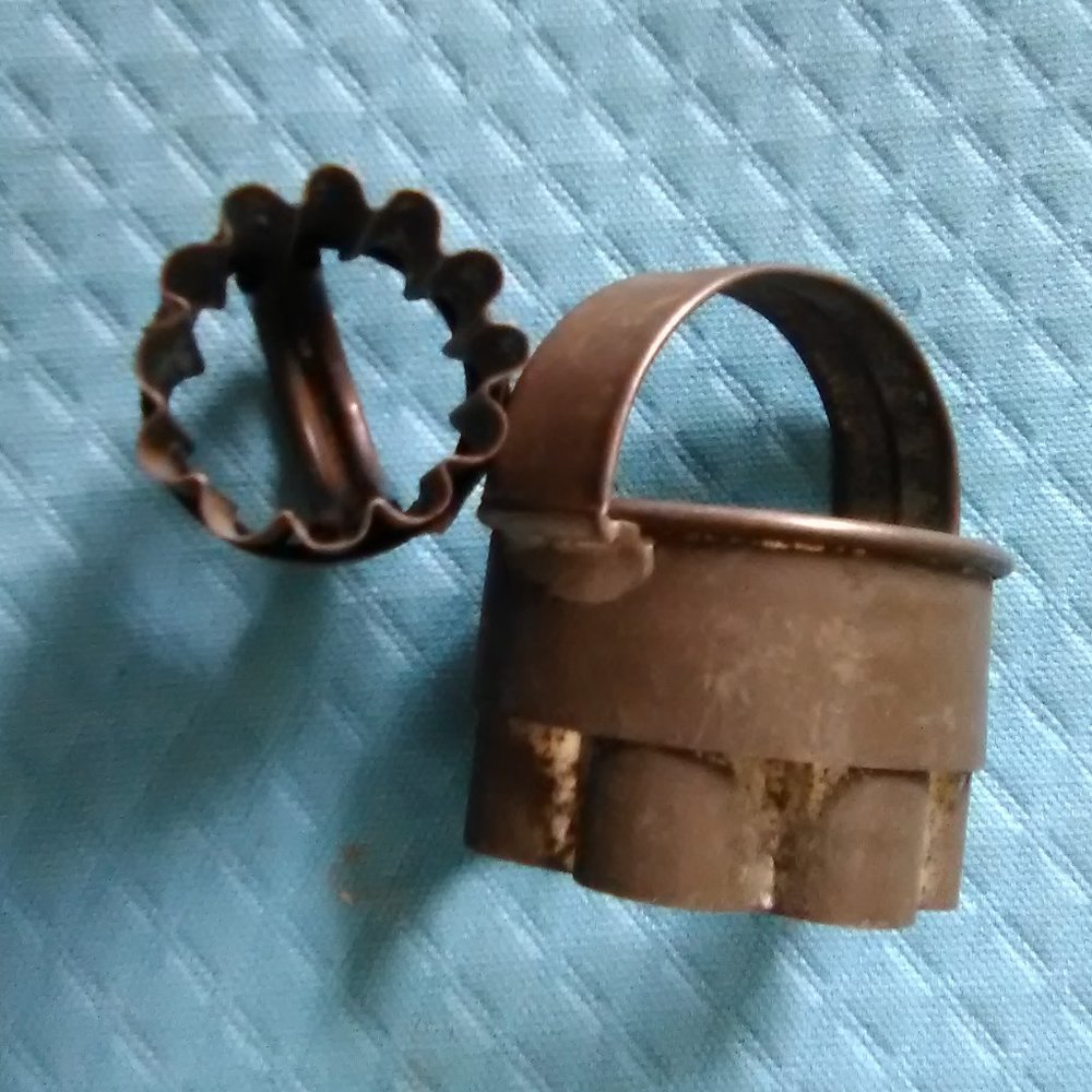 Biscuit Cutters/2 - Picture 4 of 5